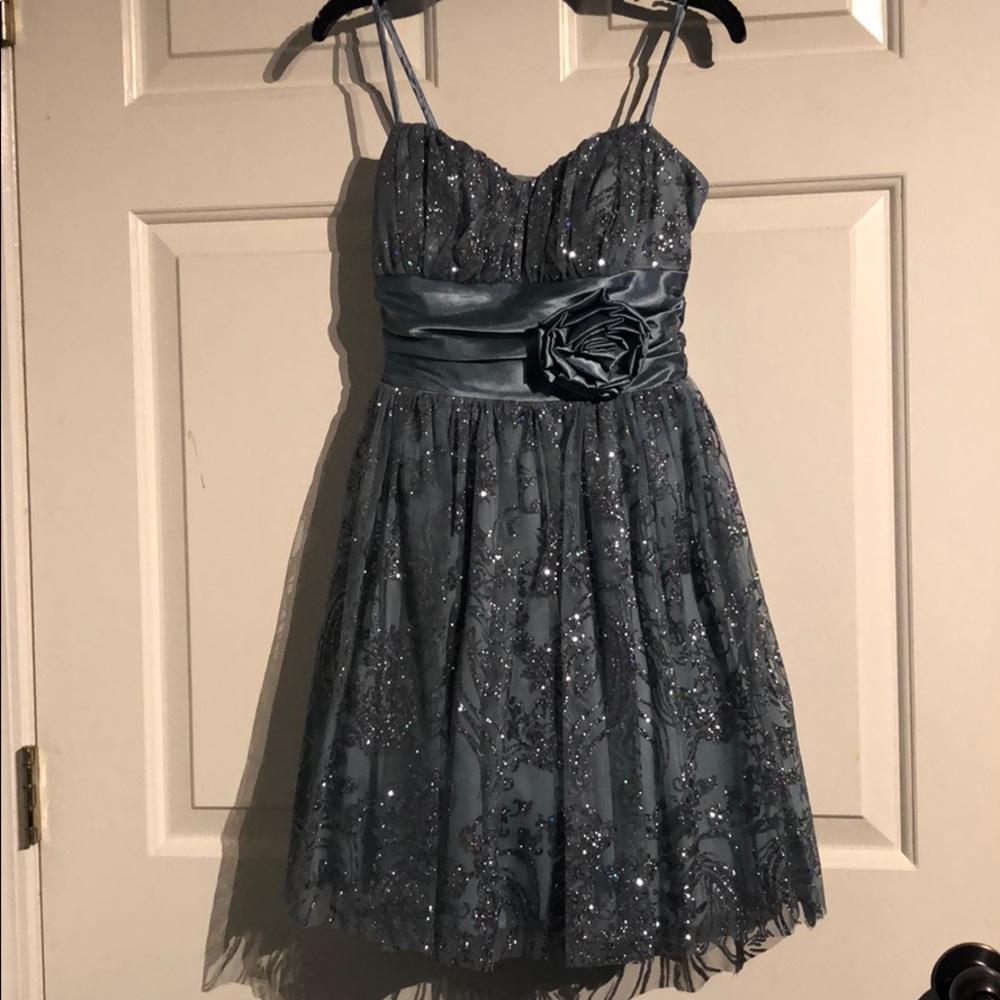 Short dress